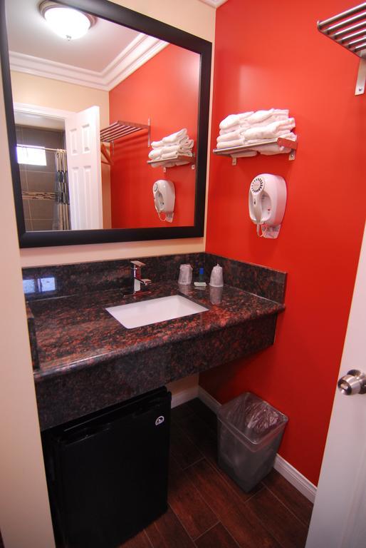 Studio City Inn - Near Universal Studios Hollywood Los Angeles Room photo